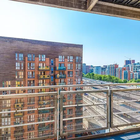 2br 2ba, Wi-fi, Kitchen, Sleeps 5 公寓