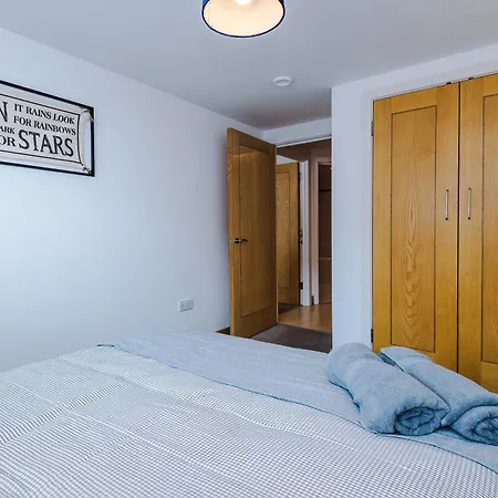 2br 2ba, Wi-fi, Kitchen, Sleeps 5