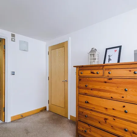 2br 2ba, Wi-fi, Kitchen, Sleeps 5