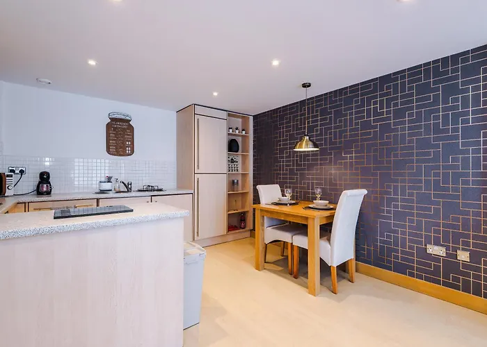 Apartment 2br 2ba, Wi-fi, Kitchen, Sleeps 5 Leeds (West Yorkshire)