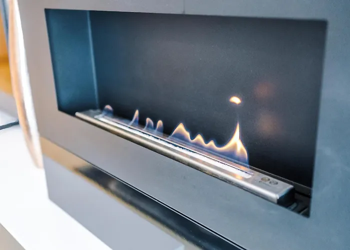 2br 2ba, Wi-fi, Kitchen, Sleeps 5 Leeds (West Yorkshire)