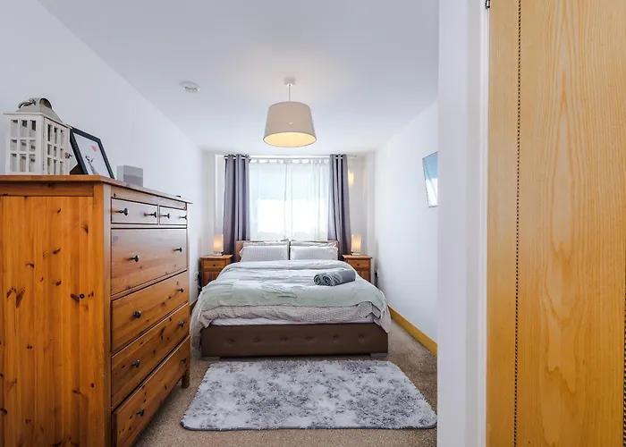 Apartment 2br 2ba, Wi-fi, Kitchen, Sleeps 5