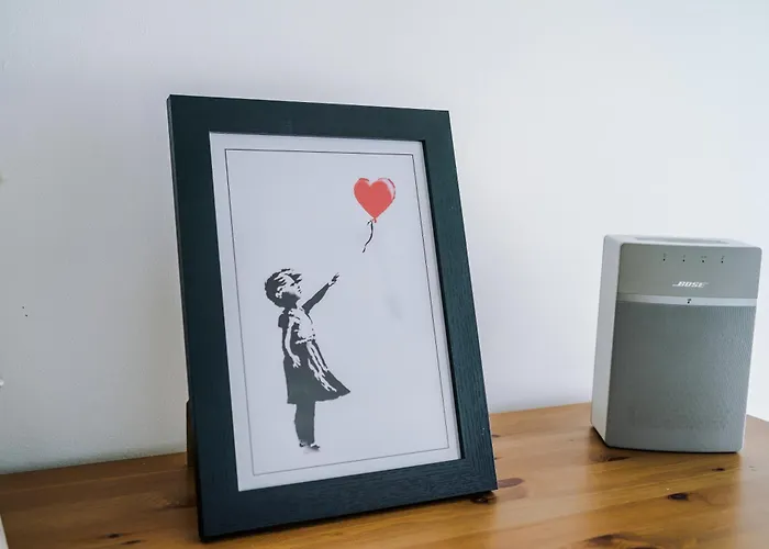 2br 2ba, Wi-fi, Kitchen, Sleeps 5 * Leeds (West Yorkshire)