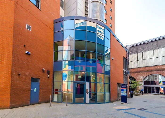 2br 2ba, Wi-fi, Kitchen, Sleeps 5 *