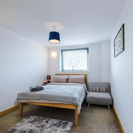 2br 2ba, Wi-fi, Kitchen, Sleeps 5 アパート
