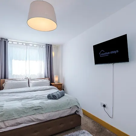 2br 2ba, Wi-fi, Kitchen, Sleeps 5 アパート