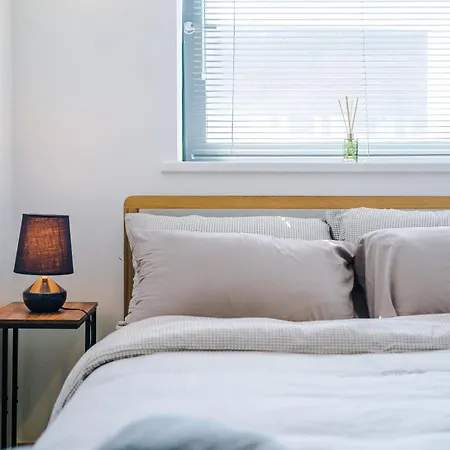 アパート 2br 2ba, Wi-fi, Kitchen, Sleeps 5
